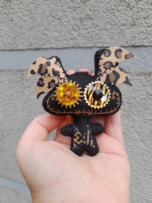 P'tit TOTEM "Léopard" Collab' L'aiguille de Sha