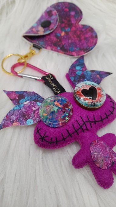 P'tit TOTEM colaboration "L'aiguille de Sha" porte-monnaie Coeur