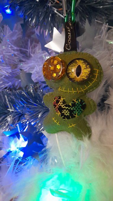 Poupée Vaudoo Cœur reggea porte clef