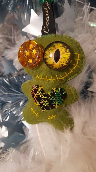 Poupée Vaudoo Cœur reggea porte clef