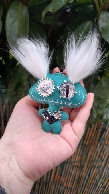 P'tit TOTEM de l'amour Fluffy Mega Sensoriel vers d'eau