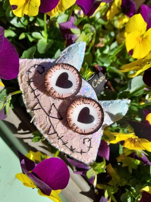 Chat-totem "Félin' pour l'autre". Porte clef 