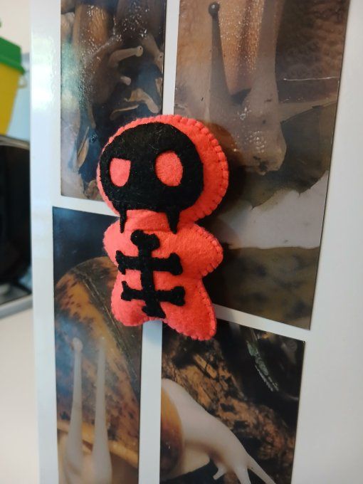 Magnet "poupee vaudoo d'halloween" 