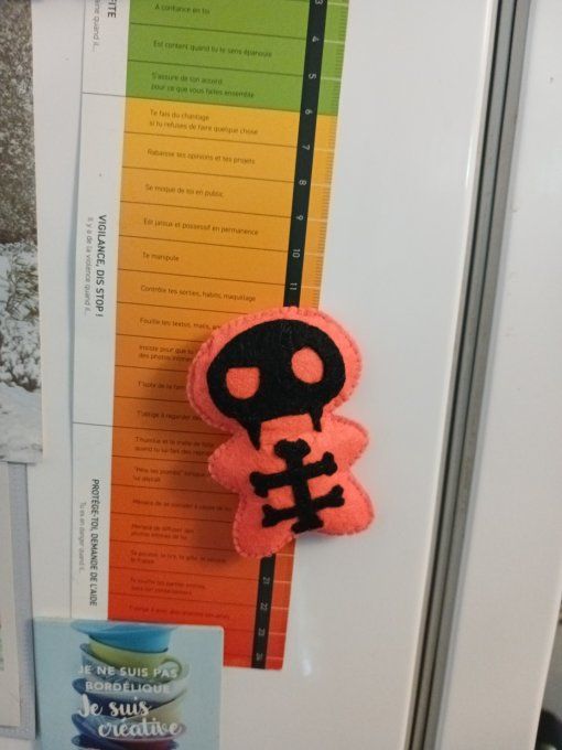 Magnet "poupee vaudoo d'halloween" 