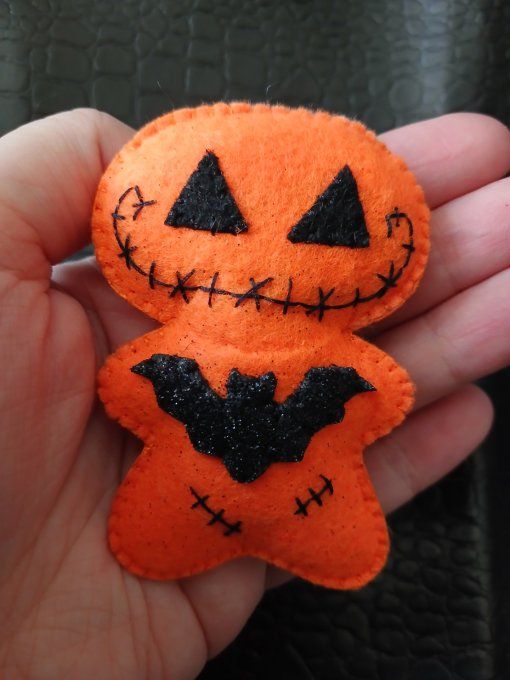 Magnet poupee halloween 
