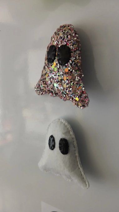 Magnet Fantôme blanc