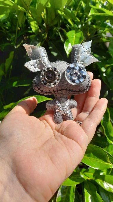 P'tit TOTEM de " L'amour plein les yeux "
